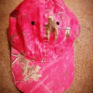 Reeltree Pink Camouflage Hat